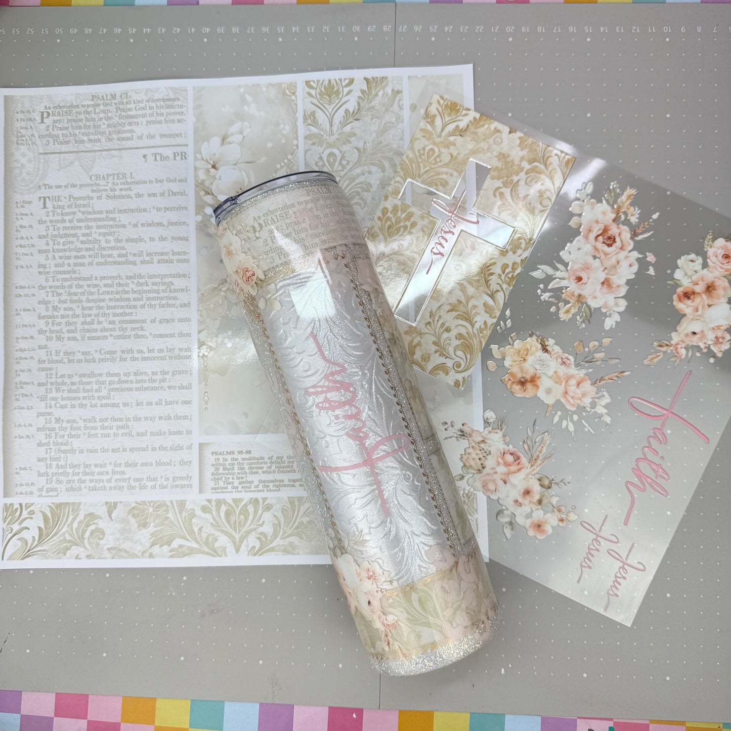 Jesus is King Mini Bundle