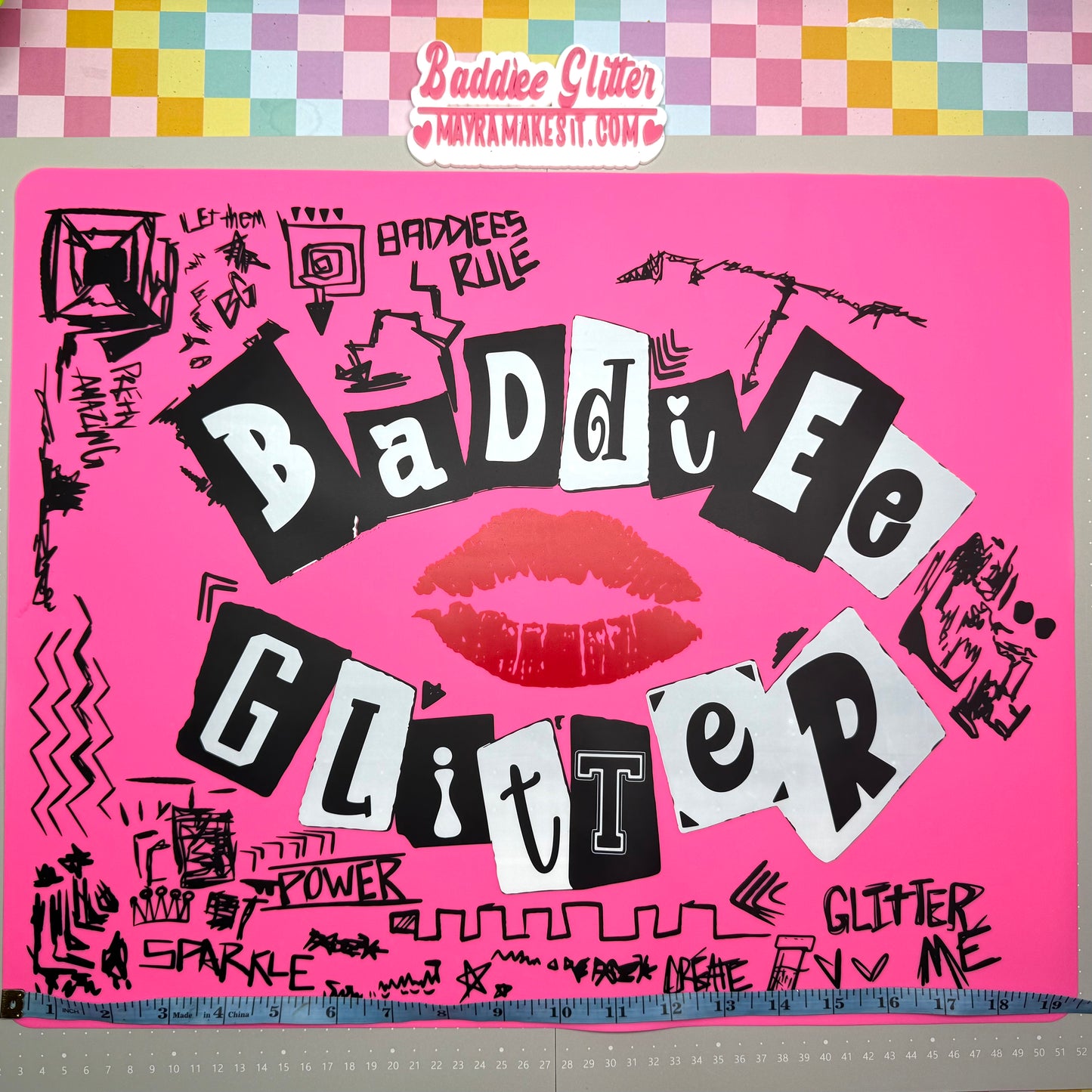 Baddiee Glitter (Sparkle Book) Silicon mat